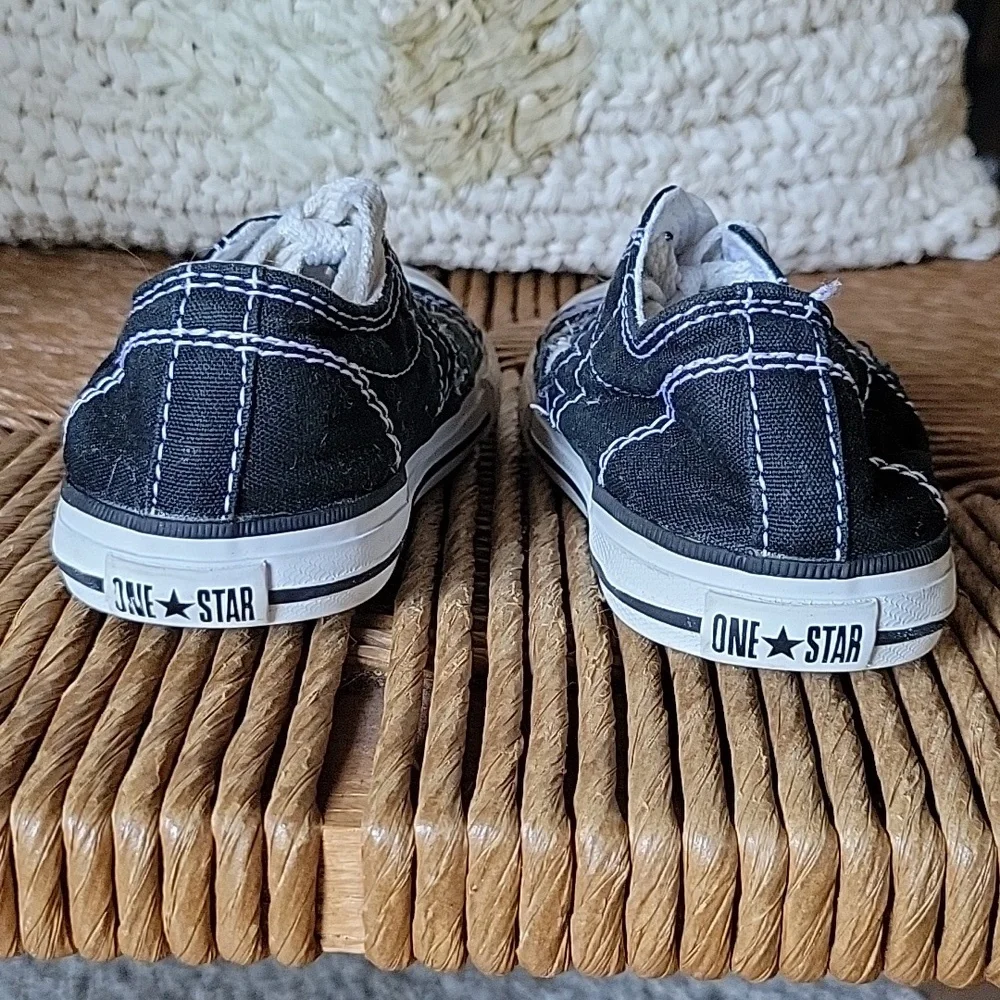 Converse One Star, black/white sneaker, size 9